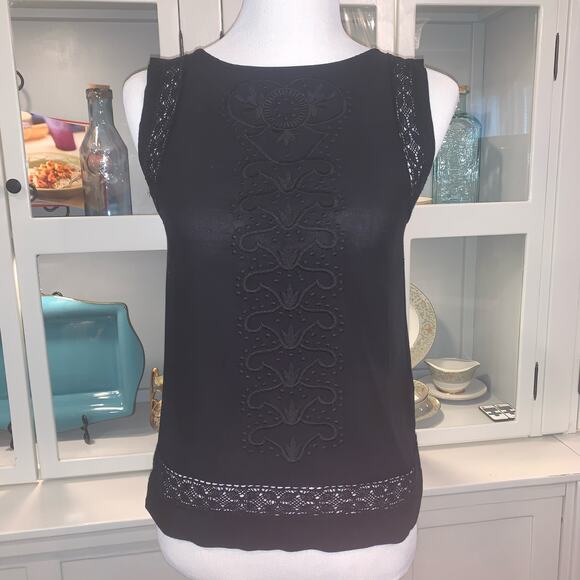 H&M Embroidered Top with Keyhole Back Sz 4 - Picture 1 of 6
